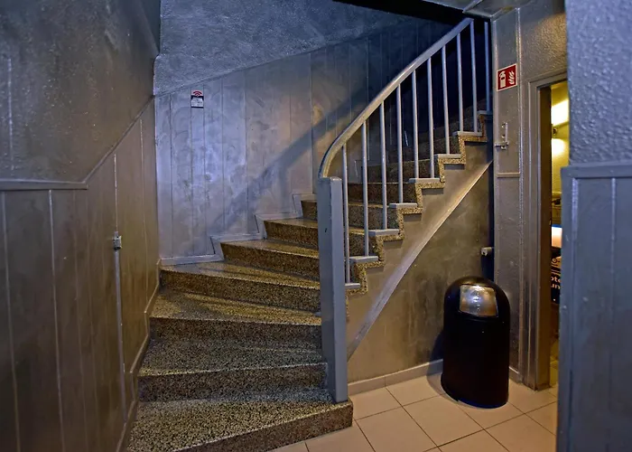 Hotel Ambiente By Next 2*