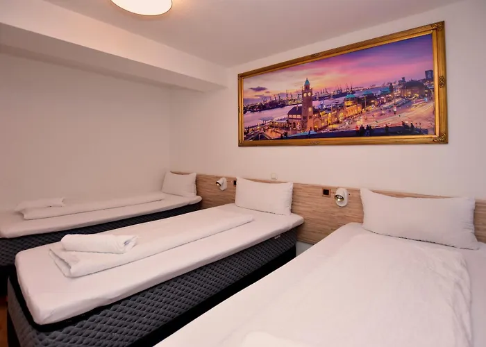 Ambiente By Next Hotel 2*
